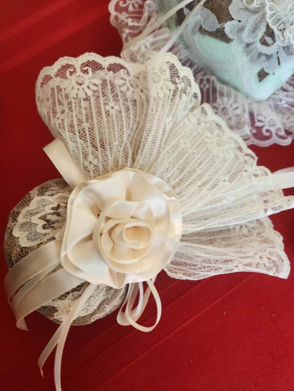 Lace Sachet Gift Set Of 3 in Ivory and Mint
